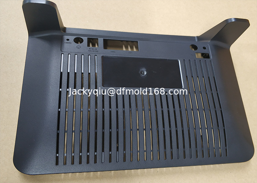Screen Back Cover mold making,ABS+PC material, Valve gate from middle filling. single cavity
